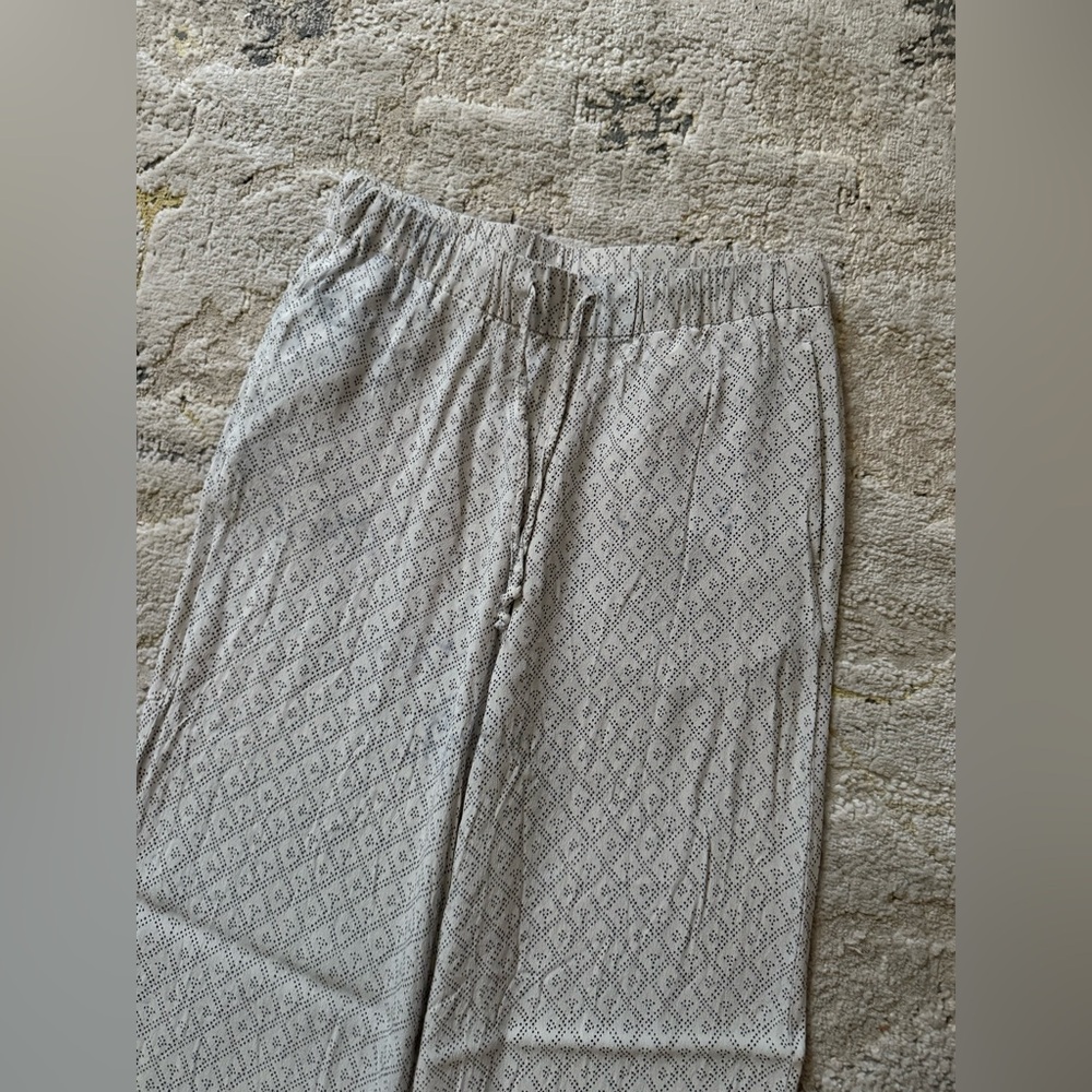 H&M Pattern Pants - Picture 2 of 10